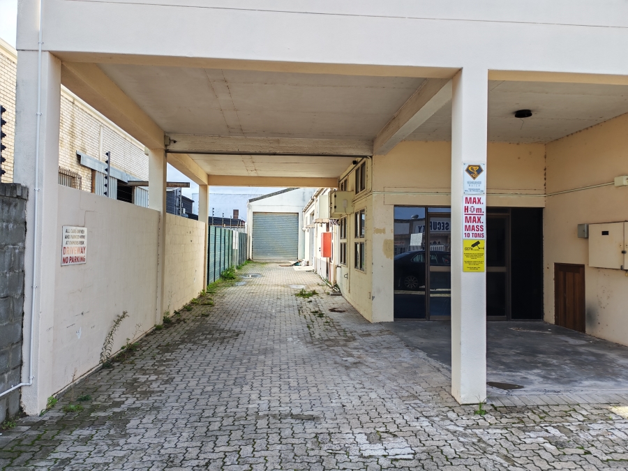 To Let Commercial Property for Rent in Somerset West Western Cape